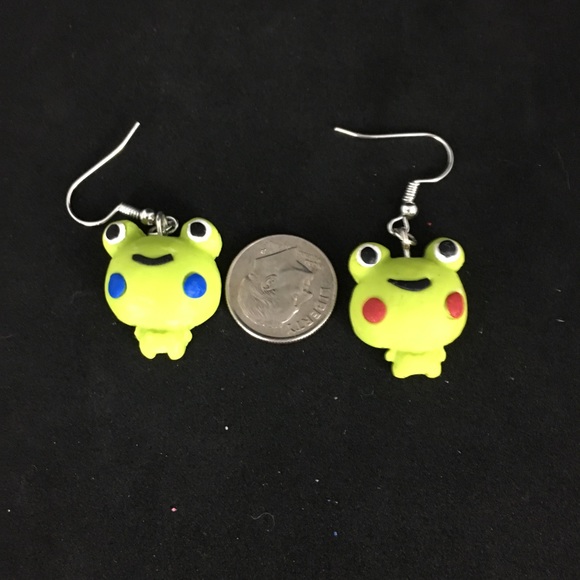 Handmade Polymer Clay Frog Dangle Drop Earrings - Picture 3 of 8